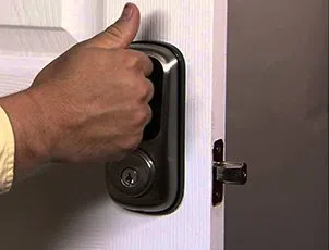 Lock Locksmith Tech Howell, NJ 732-412-5605 - 24-7-locksmith-key-service
